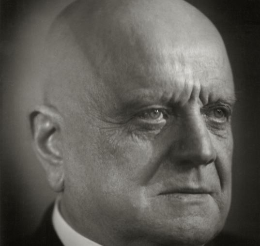 Sibelius.JPG