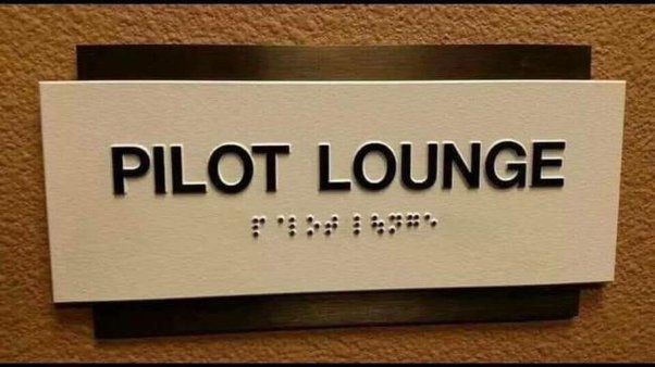Pilot_lounge.jpg