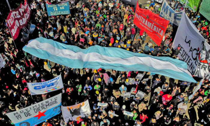 argentina-protests-700x420.jpg